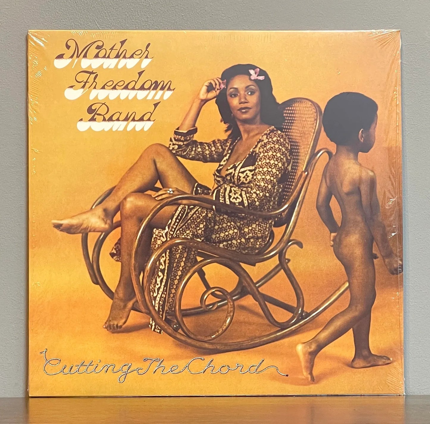 Mother Freedom Band – Cutting The Chord