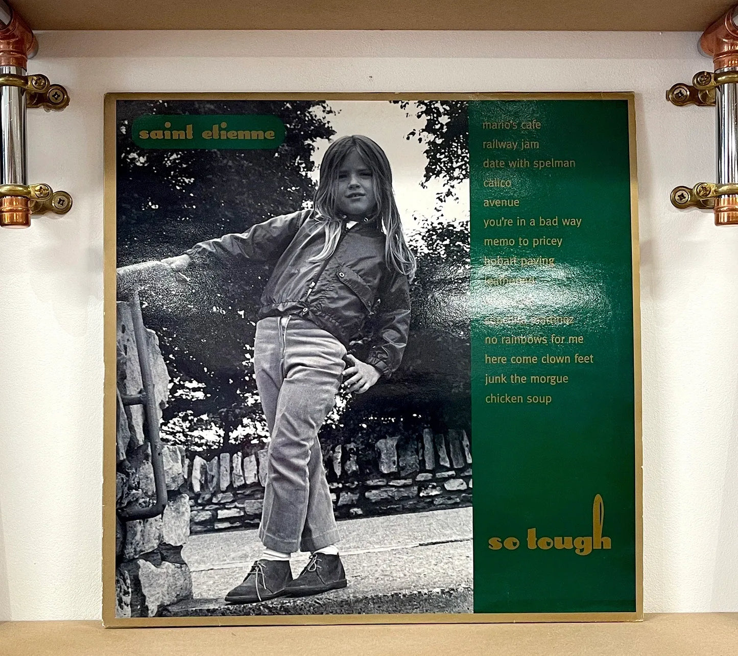 Saint Etienne – So Tough