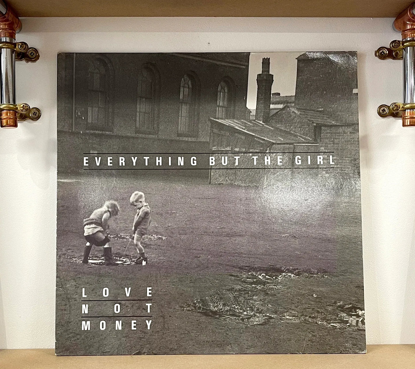 Everything But The Girl – Love Not Money