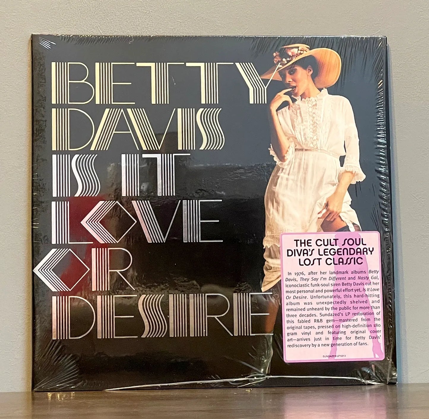 Betty Davis – Is It Love Or Desire