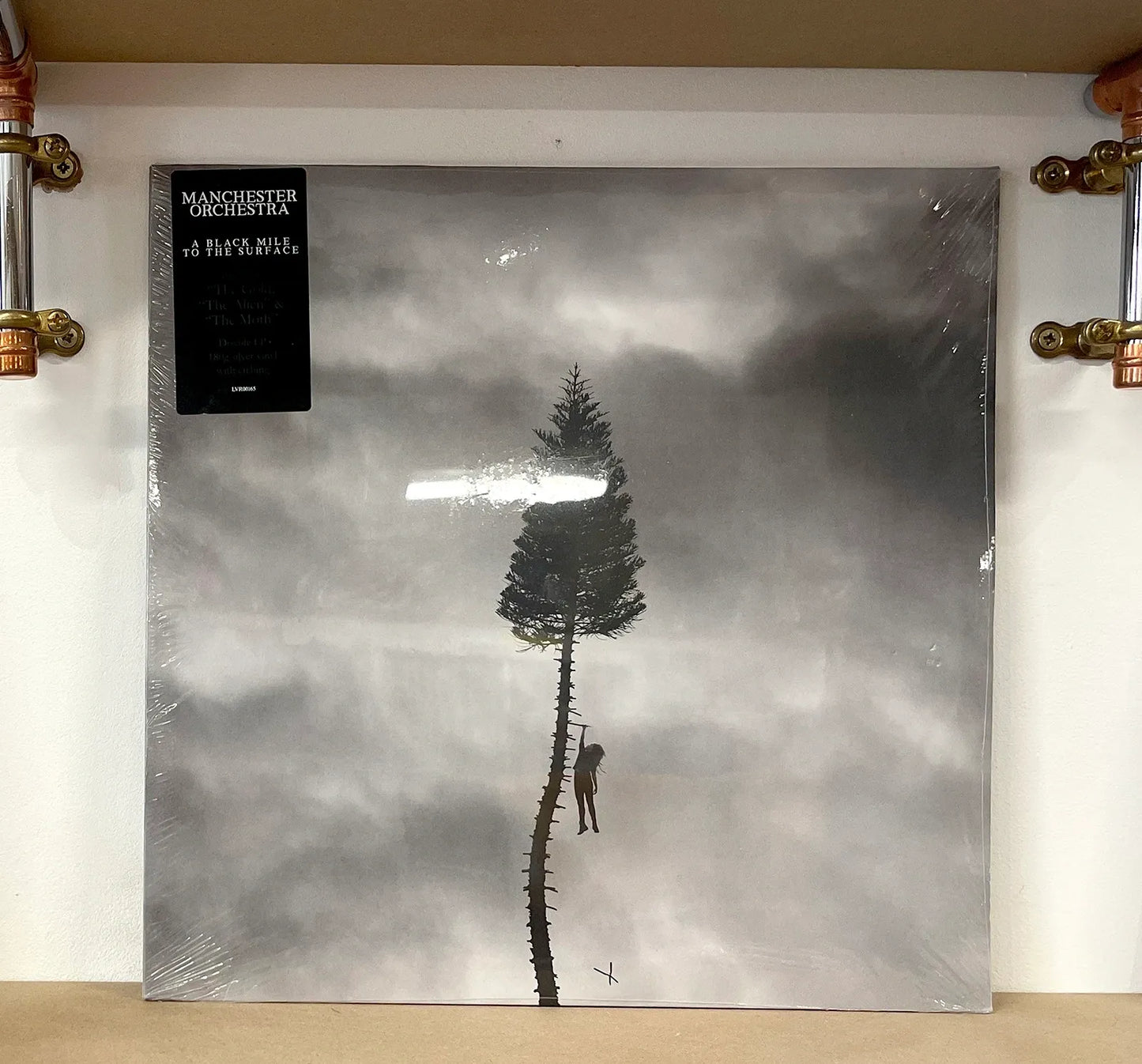 Manchester Orchestra – A Black Mile To The Surface