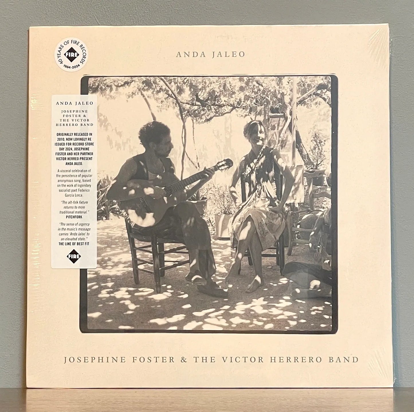 Josephine Foster & The Victor Herrero Band – Anda Jaleo