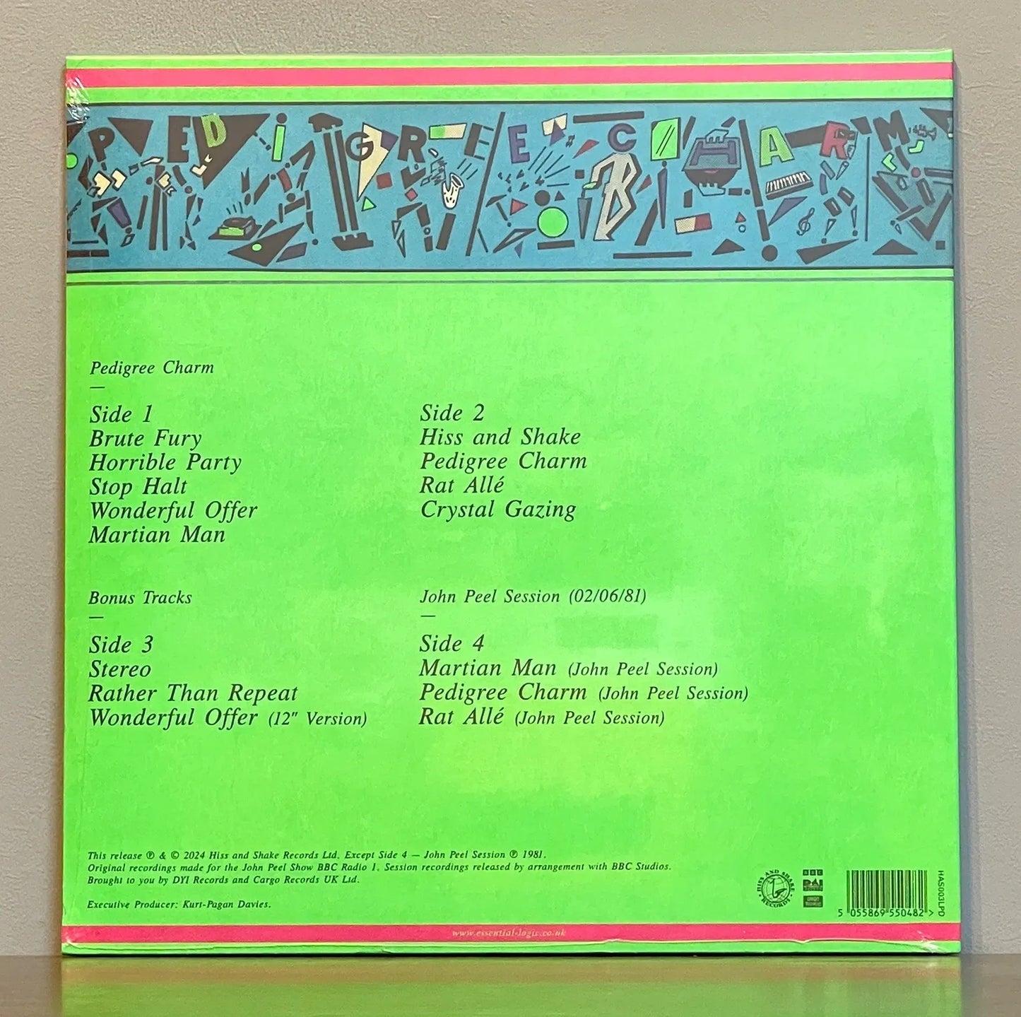 Lora Logic – Pedigree Charm (Deluxe)