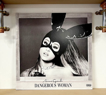 Ariana Grande – Dangerous Woman