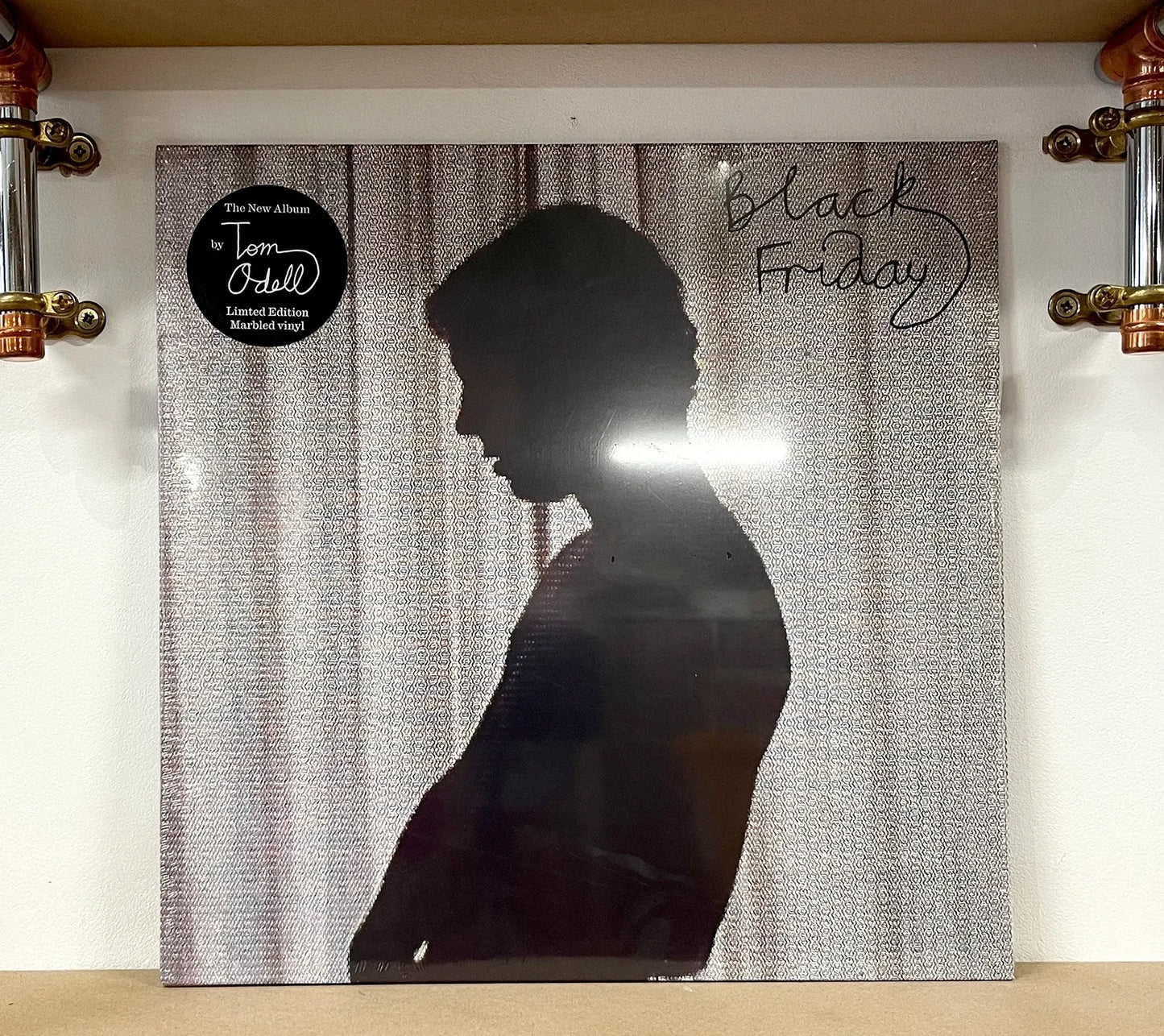 Tom Odell – Black Friday