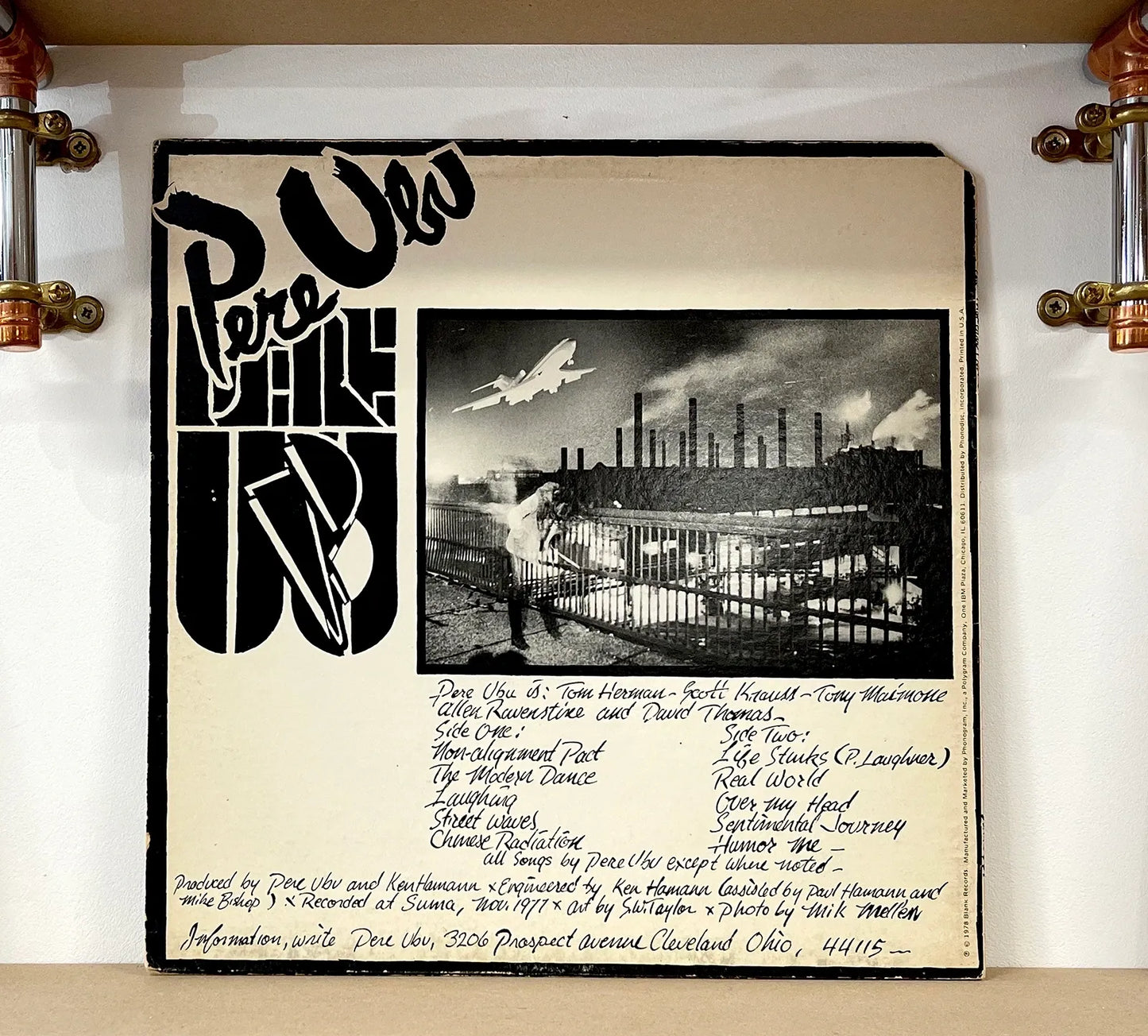 Pere Ubu – The Modern Dance